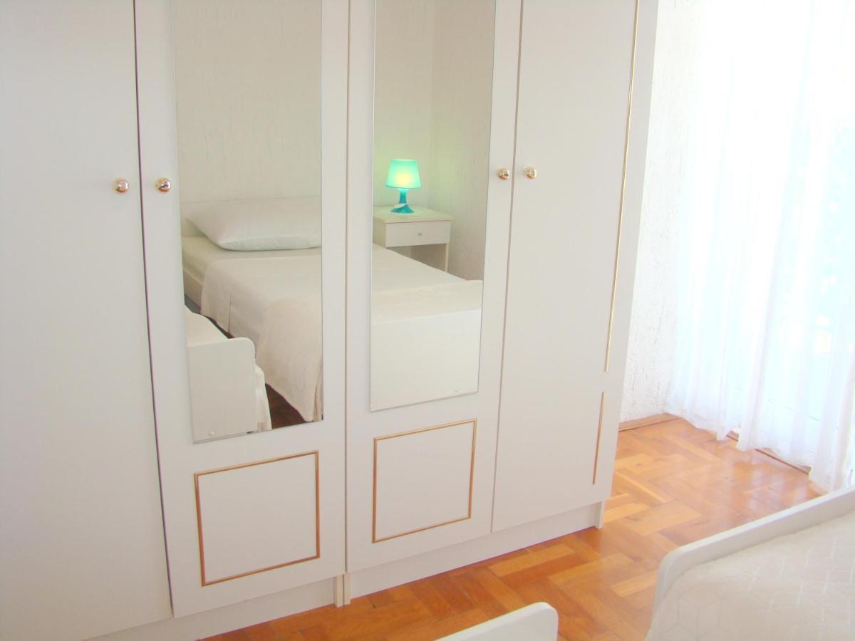 Apartments Ruza Vodice Zimmer foto